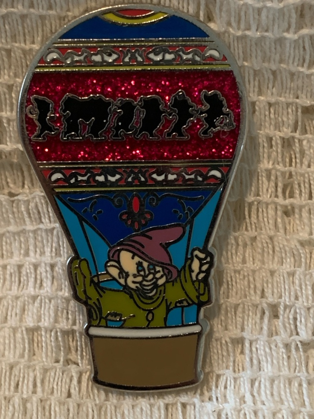 Disney pin glitter Adventure is Out There Hot Air Balloons Mystery Collection